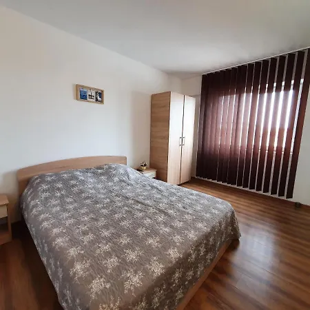 Iulia 4 Apartment